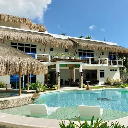 Avila\'S Horizon Dive Resort Santander