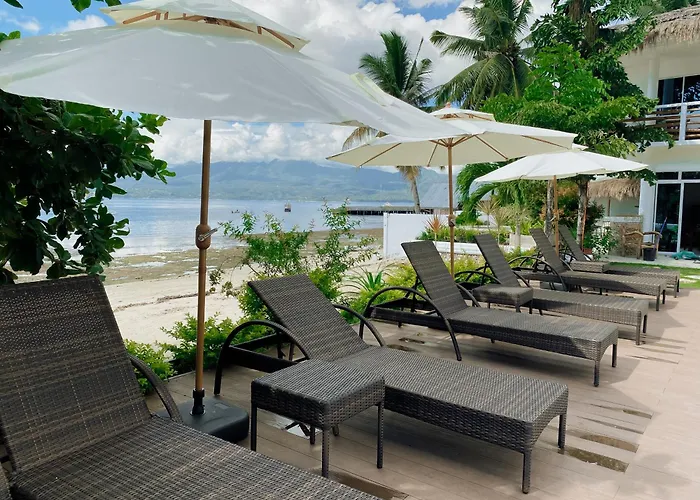 Avila's Horizon Dive Resort